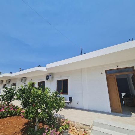 Glow Two Bedroom Apartment Ксамил Экстерьер фото